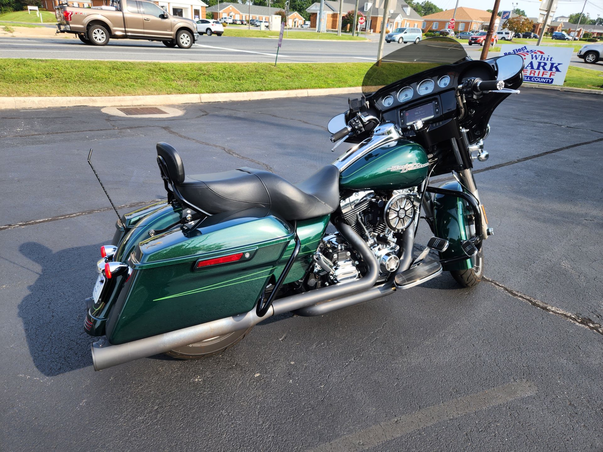 2015 Harley-Davidson Street Glide® Special in Lynchburg, Virginia - Photo 12