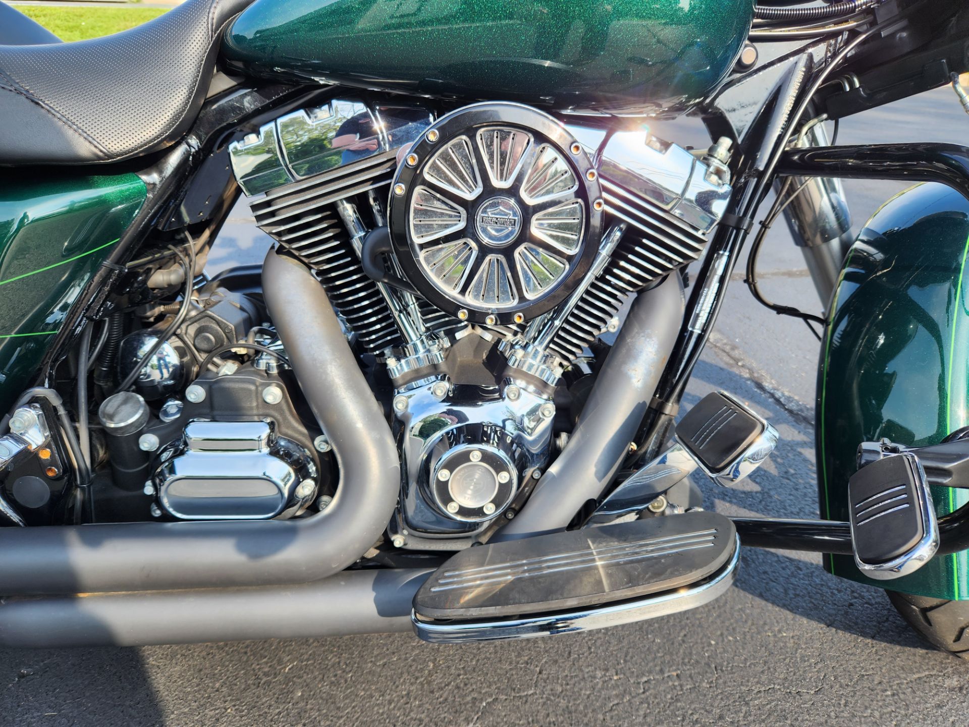 2015 Harley-Davidson Street Glide® Special in Lynchburg, Virginia - Photo 25