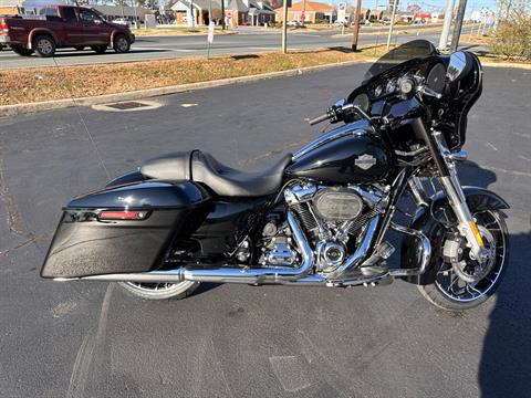2023 Harley-Davidson Street Glide® Special in Lynchburg, Virginia - Photo 8