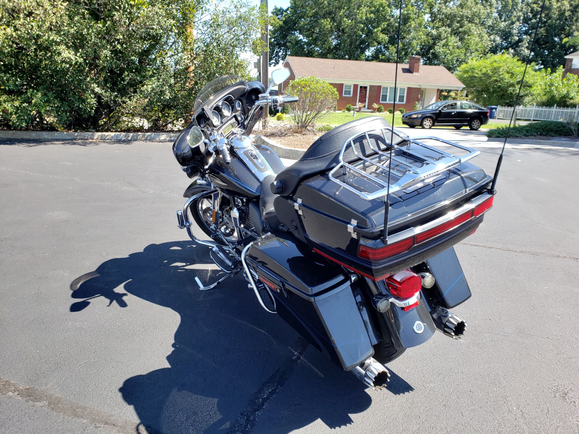 2013 Harley-Davidson CVO™ Ultra Classic® Electra Glide® in Lynchburg, Virginia - Photo 15