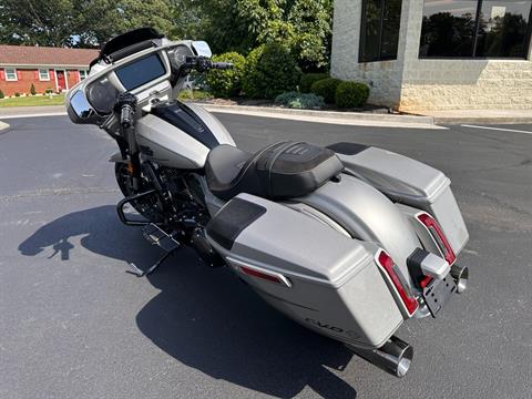 2023 Harley-Davidson CVO™ Street Glide® in Lynchburg, Virginia - Photo 5