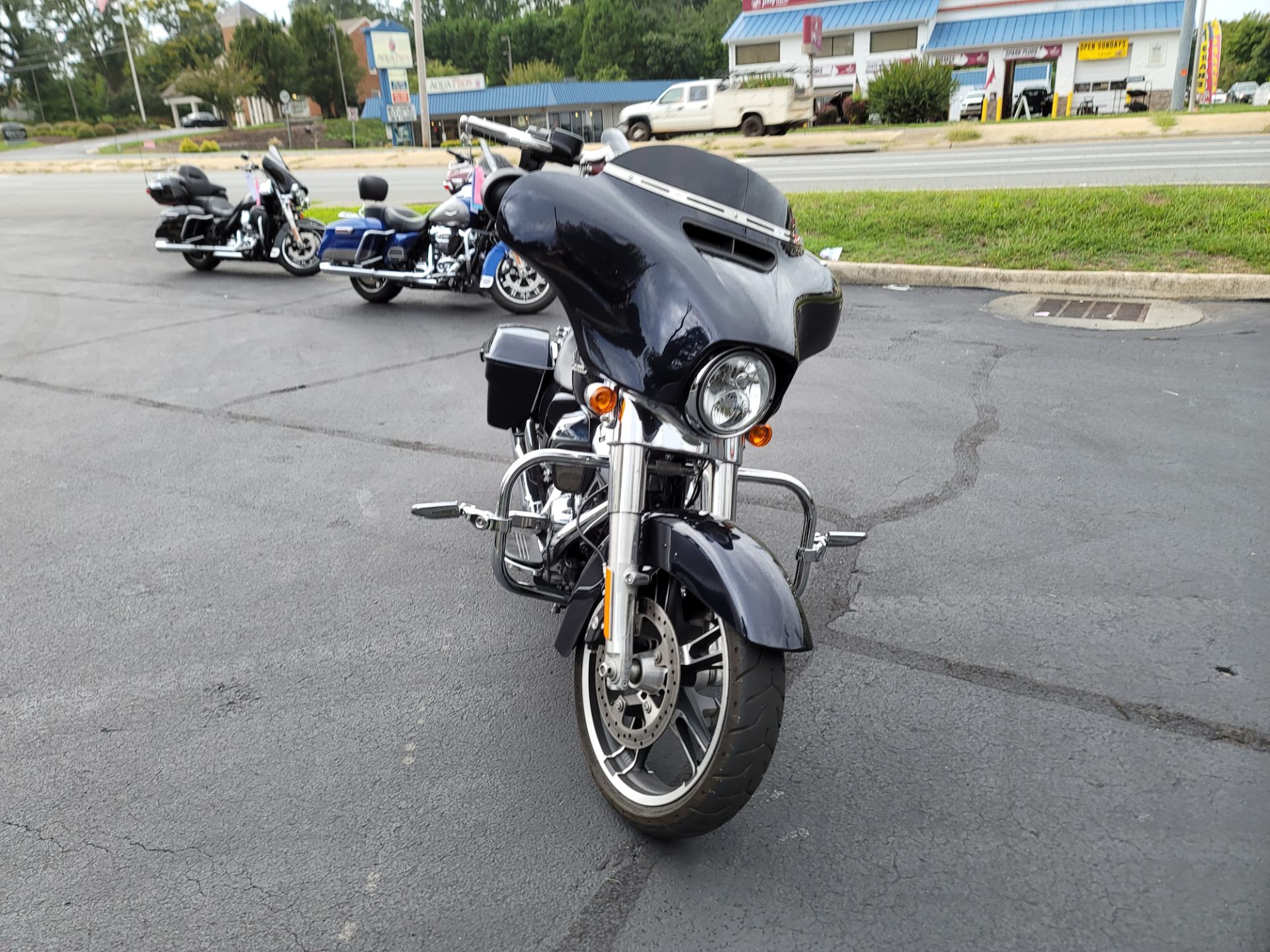 2019 Harley-Davidson Street Glide® in Lynchburg, Virginia - Photo 2