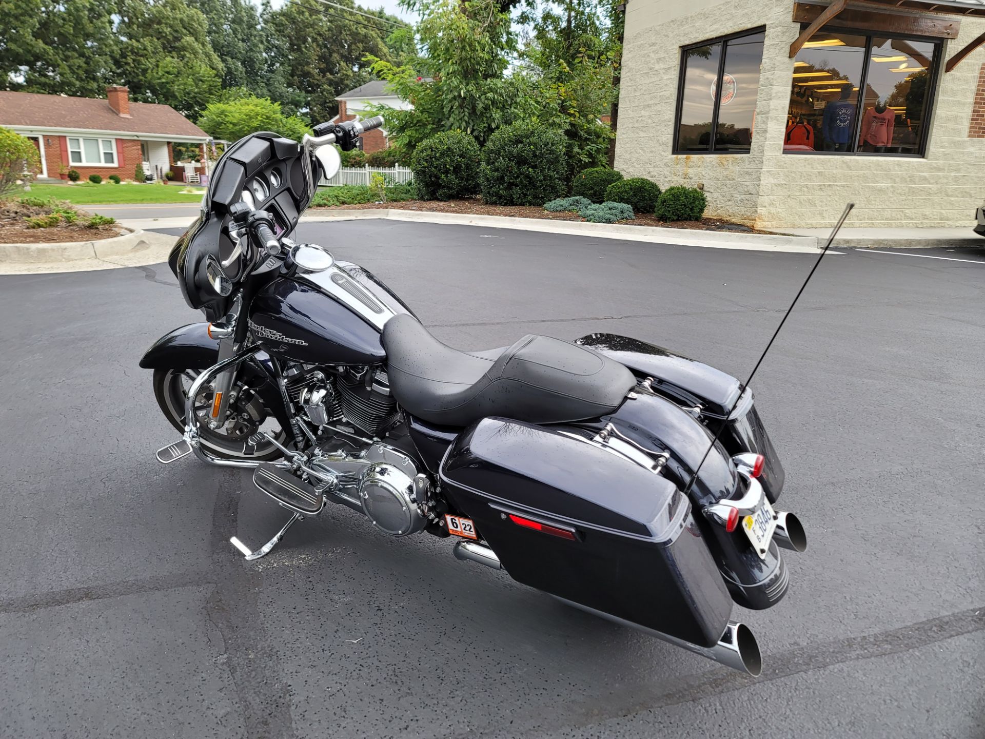 2019 Harley-Davidson Street Glide® in Lynchburg, Virginia - Photo 5