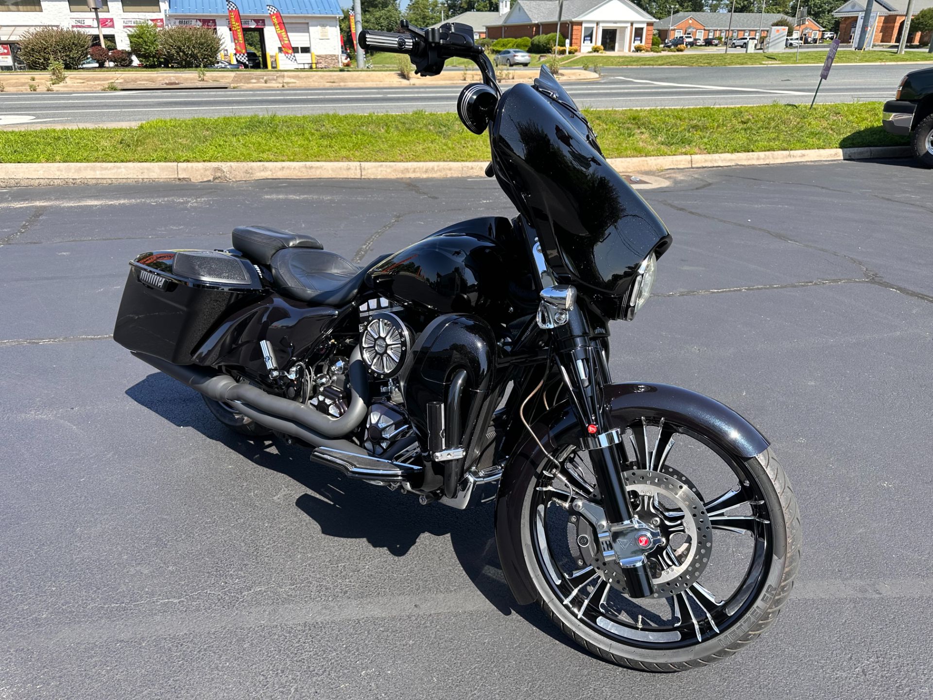 2015 Harley-Davidson CVO™ Street Glide® in Lynchburg, Virginia - Photo 1