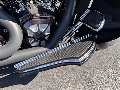2015 Harley-Davidson CVO™ Street Glide® in Lynchburg, Virginia - Photo 39