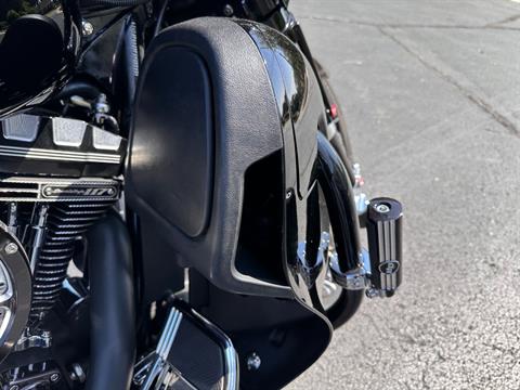 2015 Harley-Davidson CVO™ Street Glide® in Lynchburg, Virginia - Photo 40