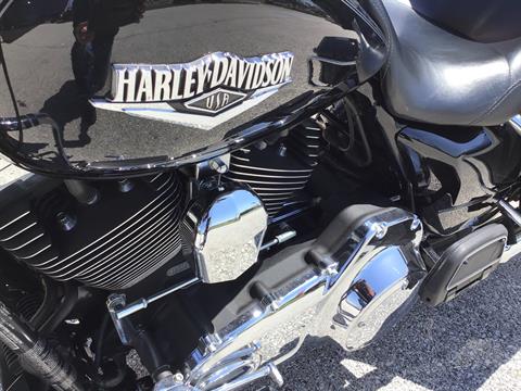 2015 Harley-Davidson Road King® in West Chester, Pennsylvania - Photo 10