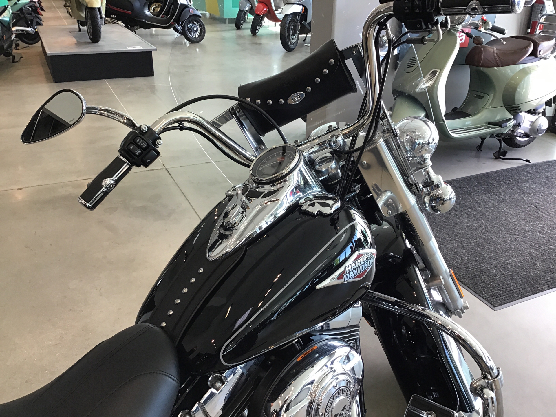 2015 Harley-Davidson Heritage Softail® Classic in West Chester, Pennsylvania - Photo 10