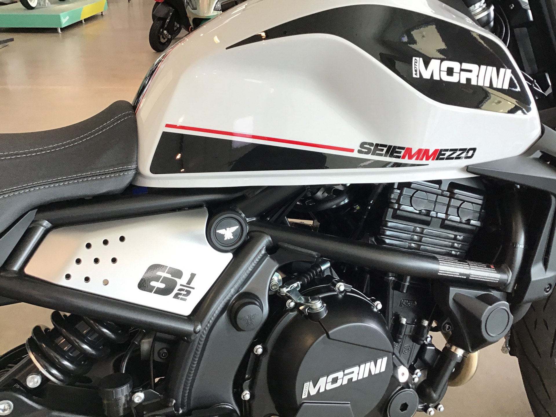 2023 Moto Morini SEIEMMEZZO STR in West Chester, Pennsylvania - Photo 13