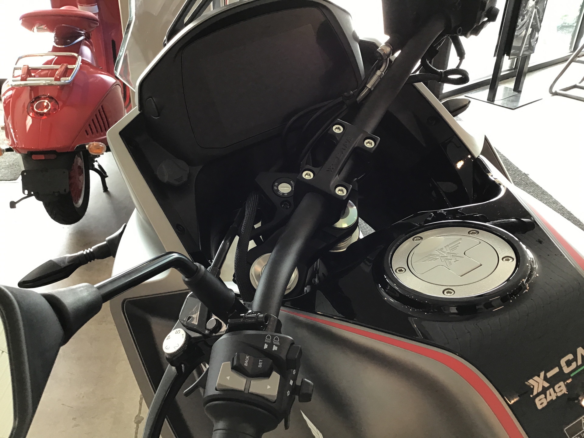 2023 Moto Morini X-CAPE in West Chester, Pennsylvania - Photo 8