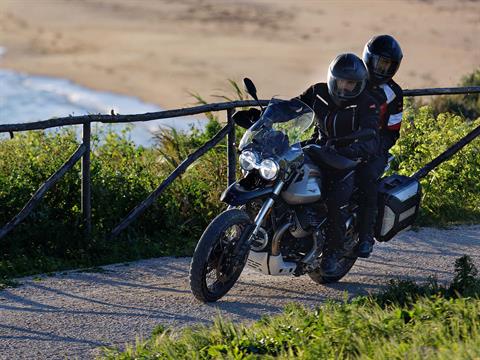 2023 Moto Guzzi V85 TT Travel in West Chester, Pennsylvania - Photo 12