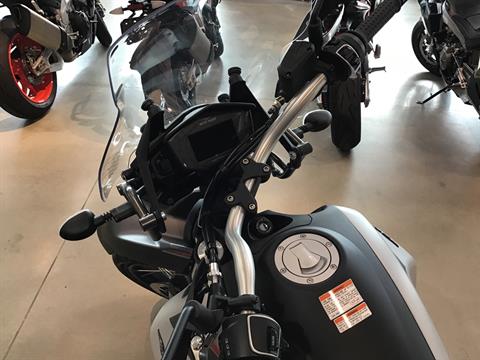 2023 Moto Guzzi V85 TT Travel in West Chester, Pennsylvania - Photo 8