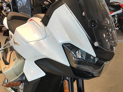 2023 Moto Guzzi V100 Mandello in West Chester, Pennsylvania - Photo 7
