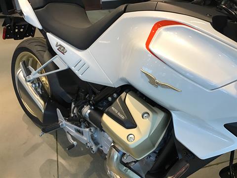2023 Moto Guzzi V100 Mandello in West Chester, Pennsylvania - Photo 10