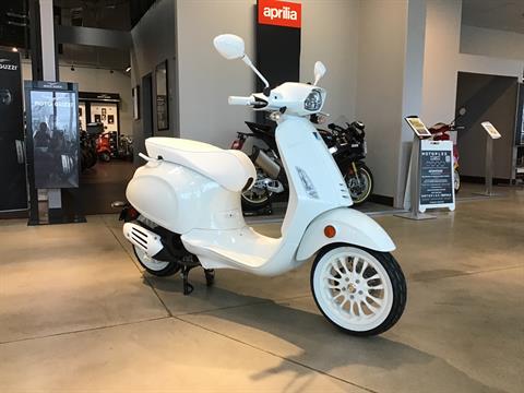 2022 Vespa Sprint 150 Justin Bieber x Vespa in West Chester, Pennsylvania - Photo 2