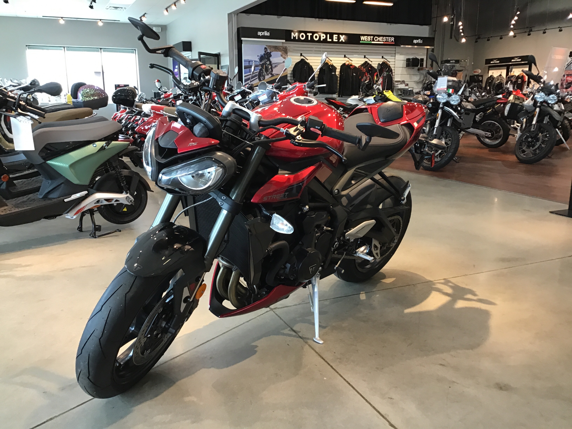 2024 Triumph Street Triple 765 RS in West Chester, Pennsylvania - Photo 7