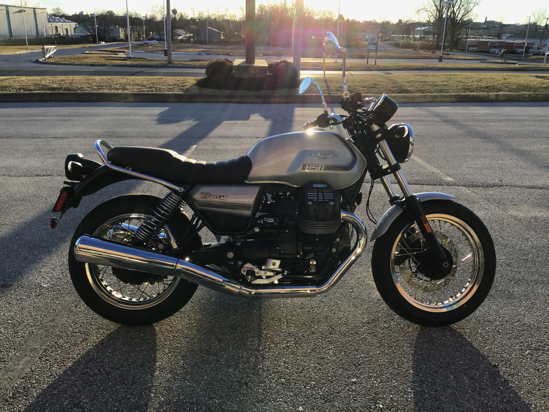 2021 Moto Guzzi V7 Special E5 in West Chester, Pennsylvania - Photo 6