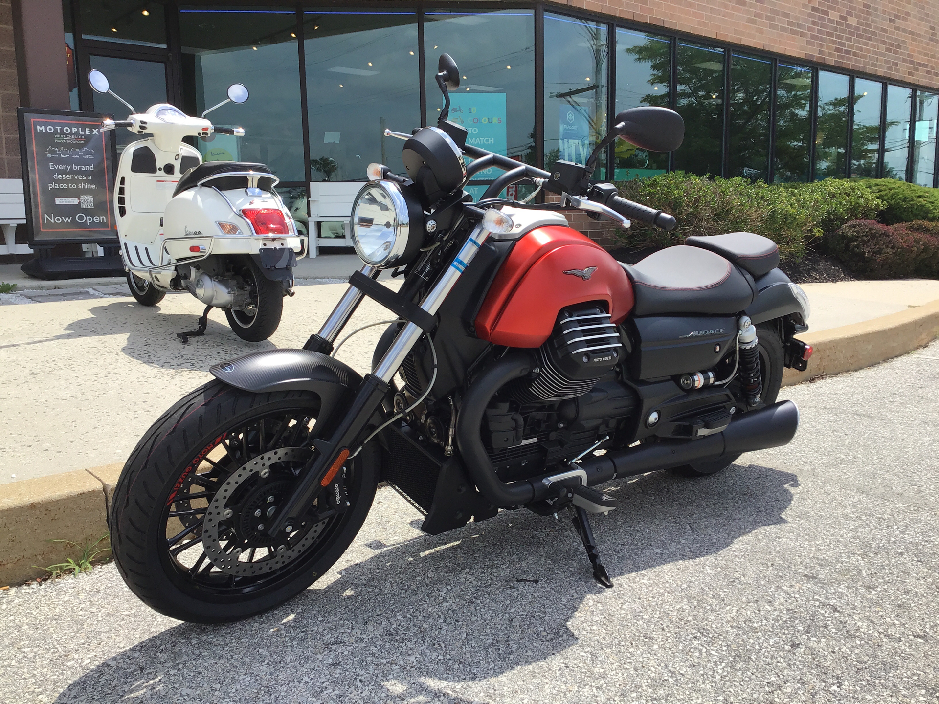 2016 Moto Guzzi Audace in West Chester, Pennsylvania - Photo 2