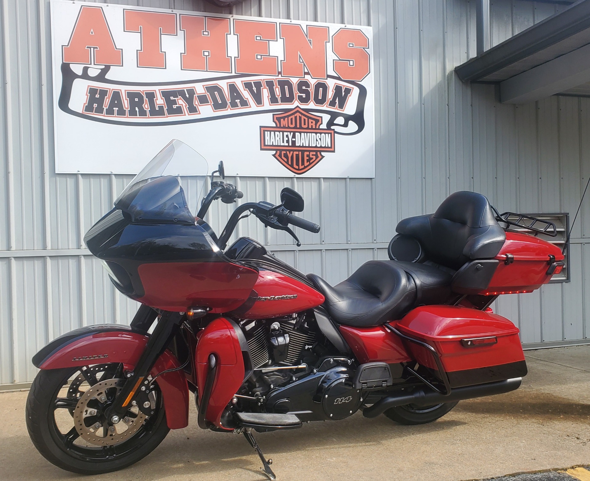 2020 Harley-Davidson Road Glide® Limited in Athens, Ohio - Photo 2