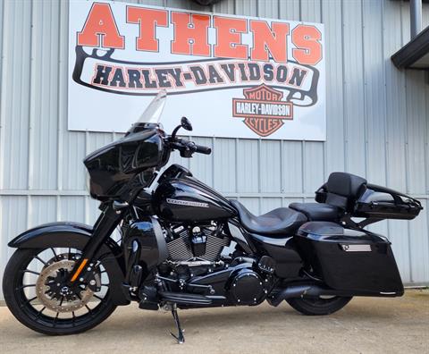 2018 Harley-Davidson Street Glide® Special in Athens, Ohio - Photo 2