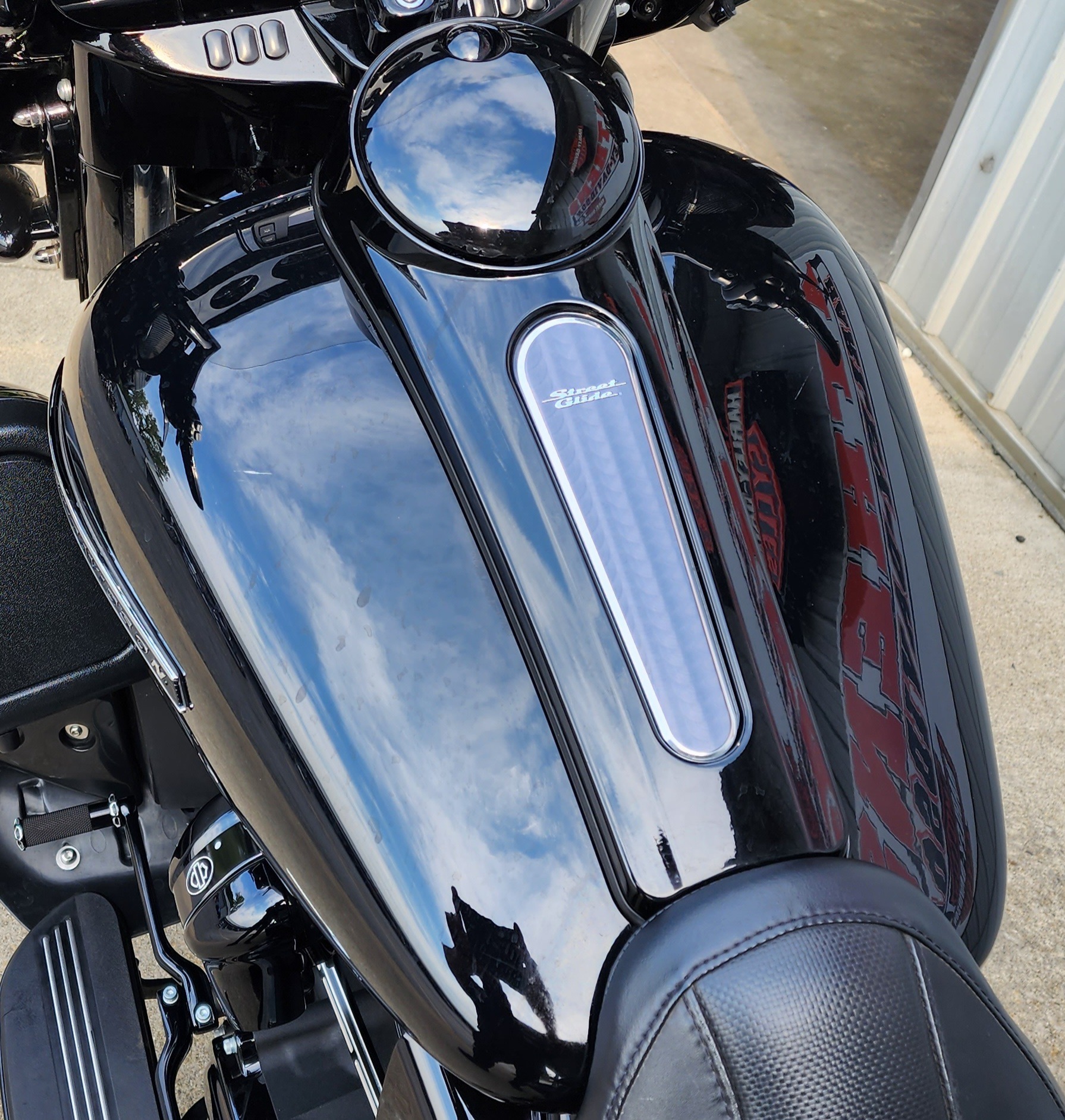 2018 Harley-Davidson Street Glide® Special in Athens, Ohio - Photo 4