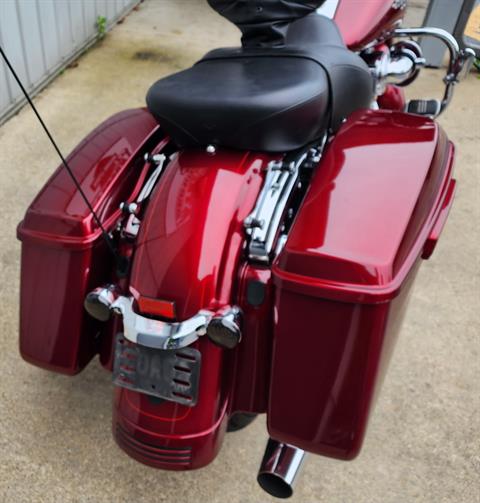 2016 Harley-Davidson Street Glide® Special in Athens, Ohio - Photo 11
