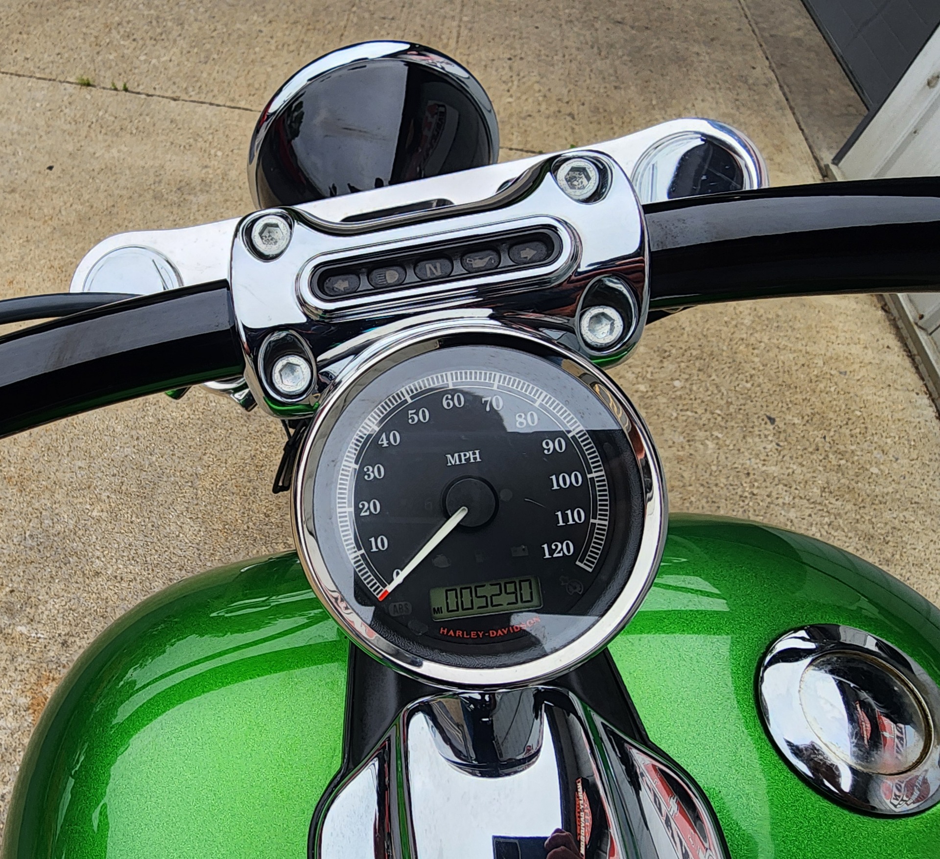 2015 Harley-Davidson Breakout® in Athens, Ohio - Photo 4