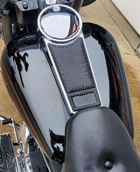 2000 Harley-Davidson FLHTC/FLHTCI Electra Glide® Classic in Athens, Ohio - Photo 5