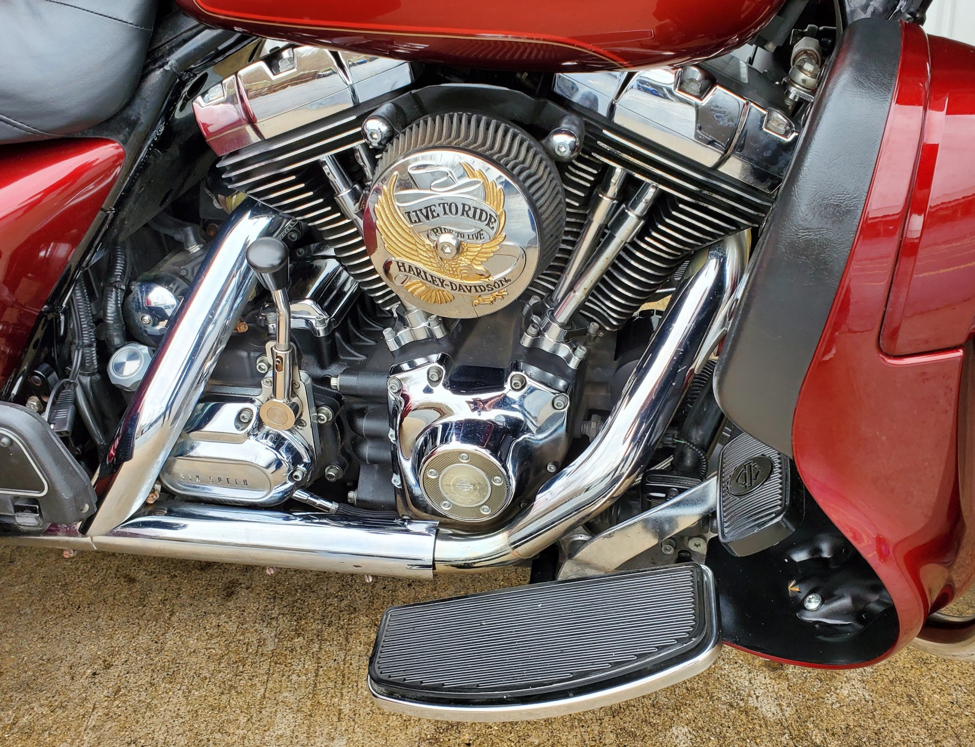 2008 Harley-Davidson Ultra Classic® Electra Glide® in Athens, Ohio - Photo 6