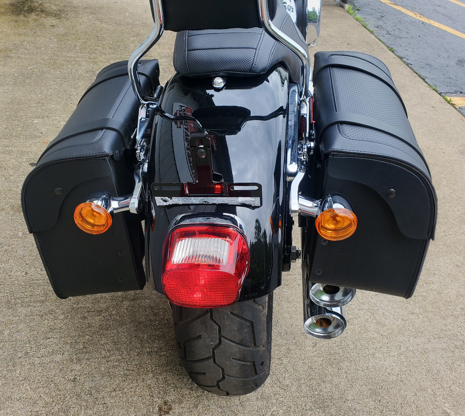 2020 Harley-Davidson Low Rider® in Athens, Ohio - Photo 12