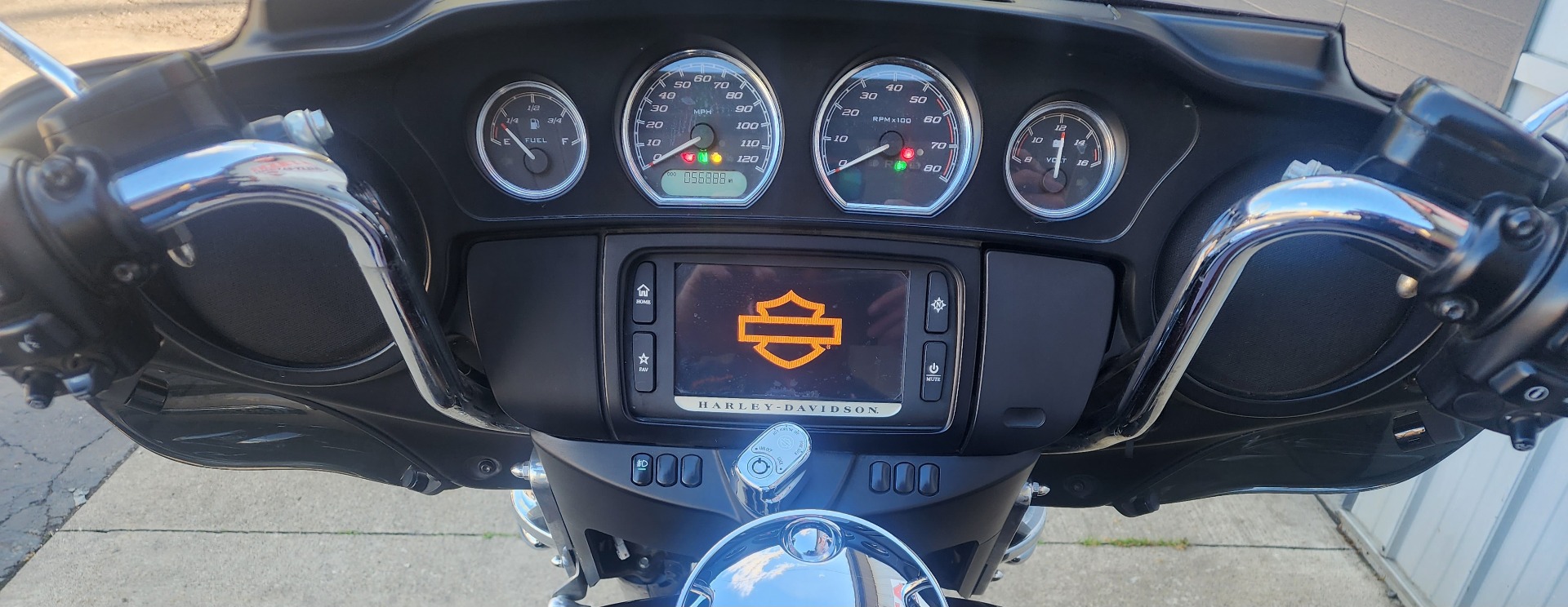 2018 Harley-Davidson Tri Glide® Ultra in Athens, Ohio - Photo 12