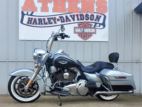 2015 Harley-Davidson Road King® in Athens, Ohio - Photo 2