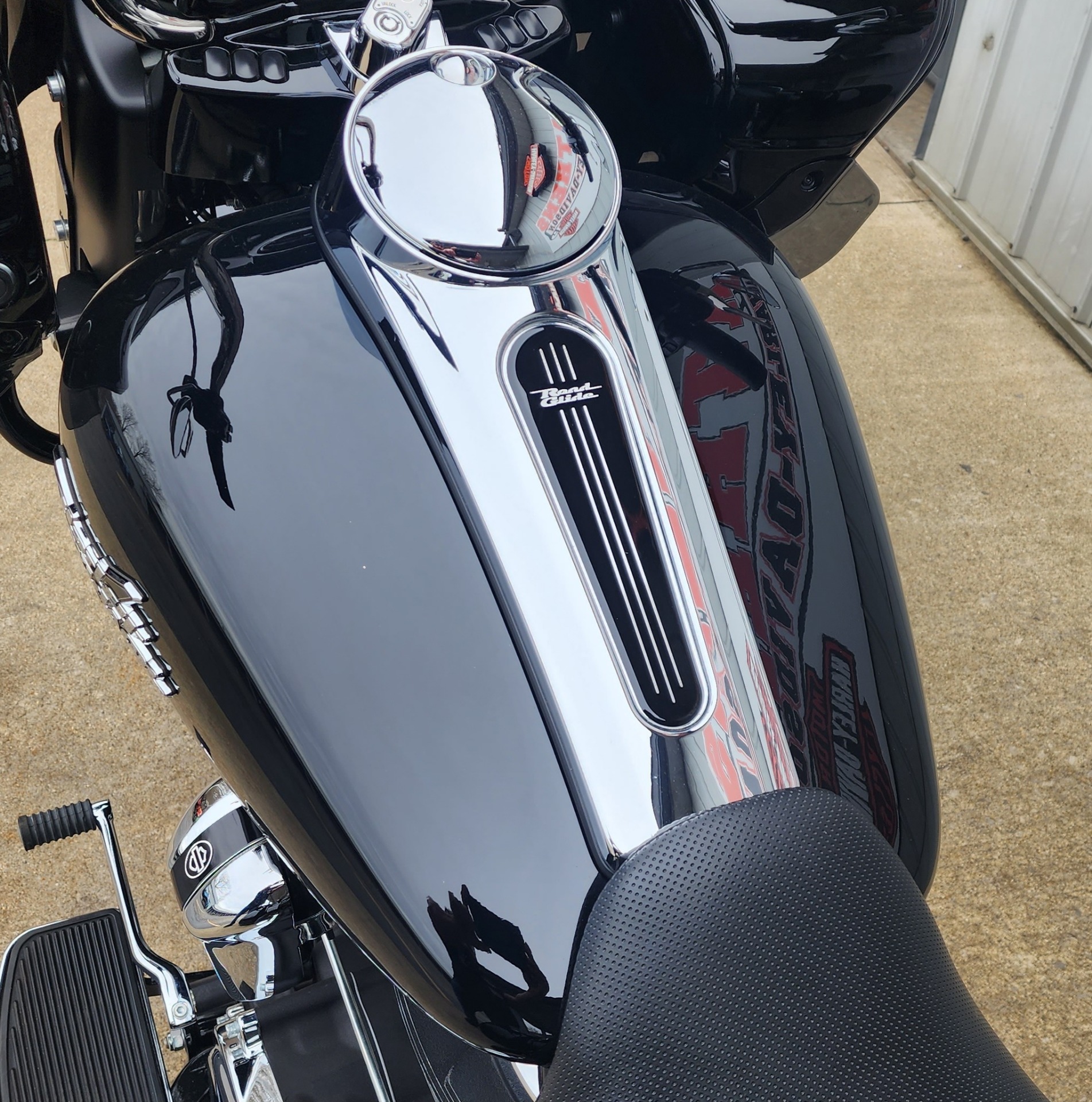 2023 Harley-Davidson Road Glide® 3 in Athens, Ohio - Photo 5
