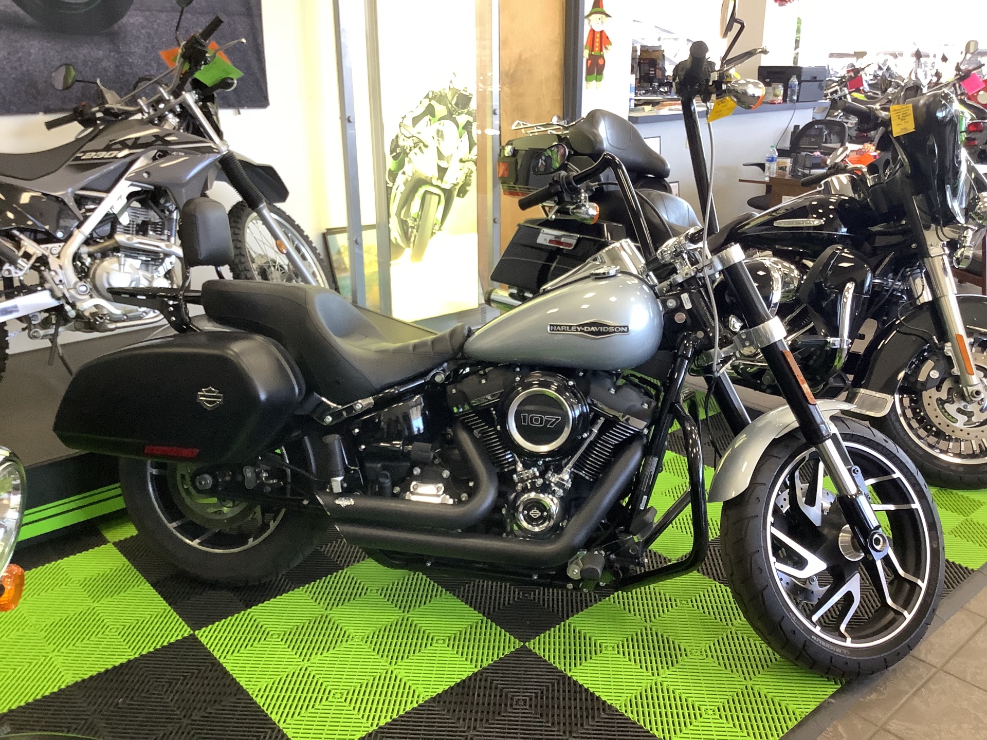 2019 Harley-Davidson Sport Glide® in Hickory, North Carolina - Photo 3