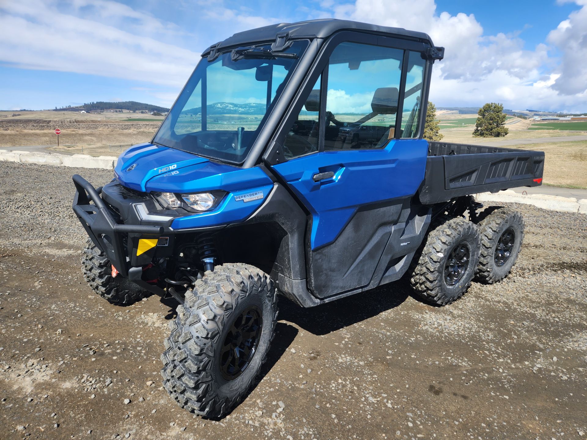 2023 Can-Am Defender 6x6 CAB Limited in Cottonwood, Idaho - Photo 1