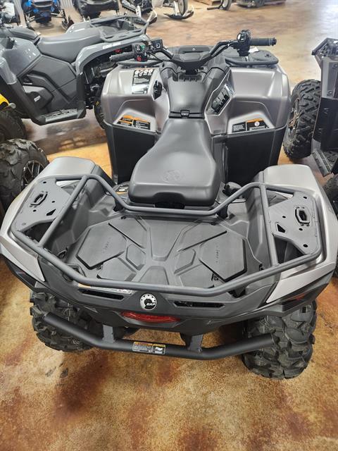 2025 Can-Am Outlander XT 700 in Cottonwood, Idaho - Photo 2