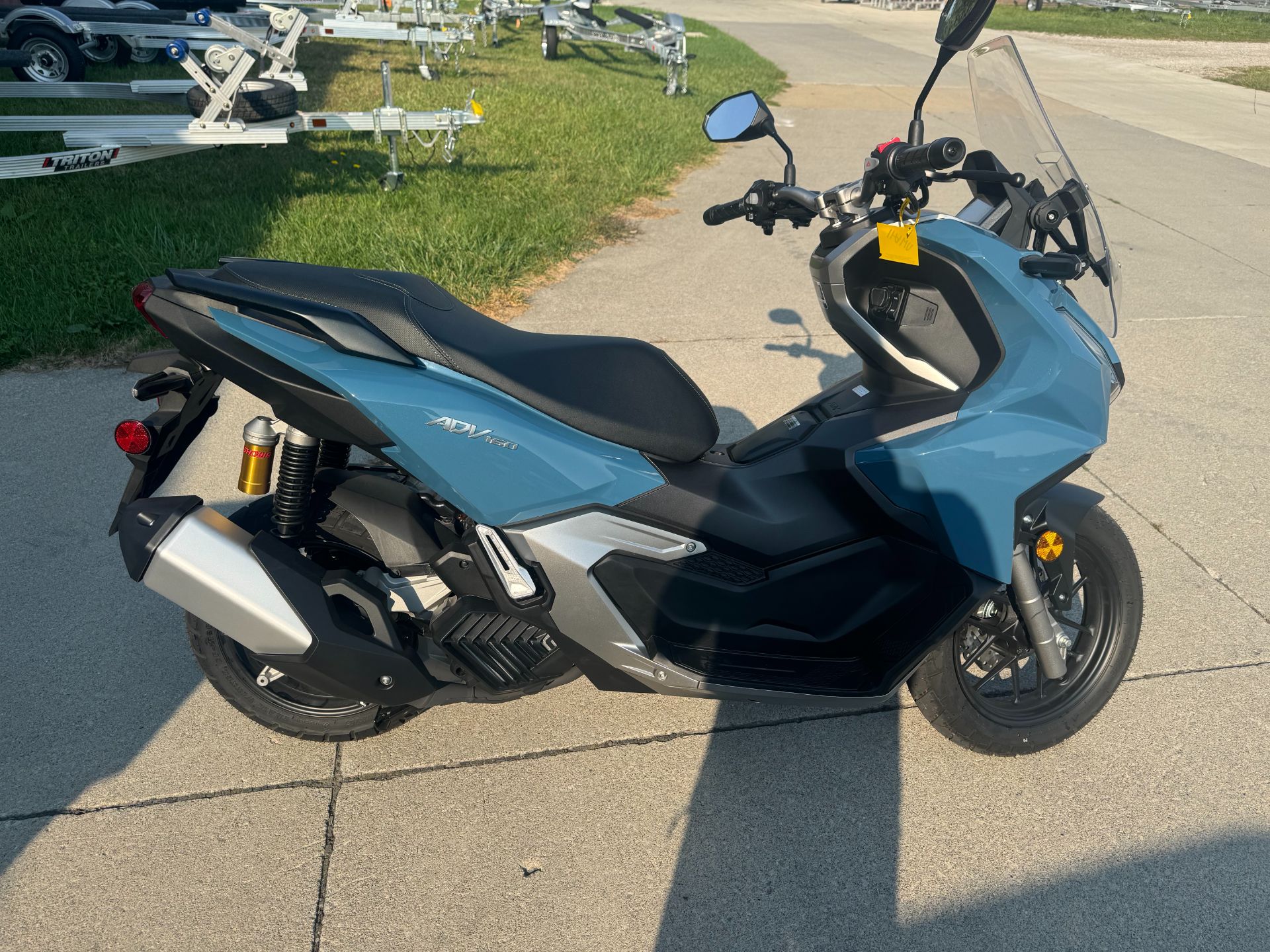 2025 Honda ADV160 in Huron, Ohio - Photo 2