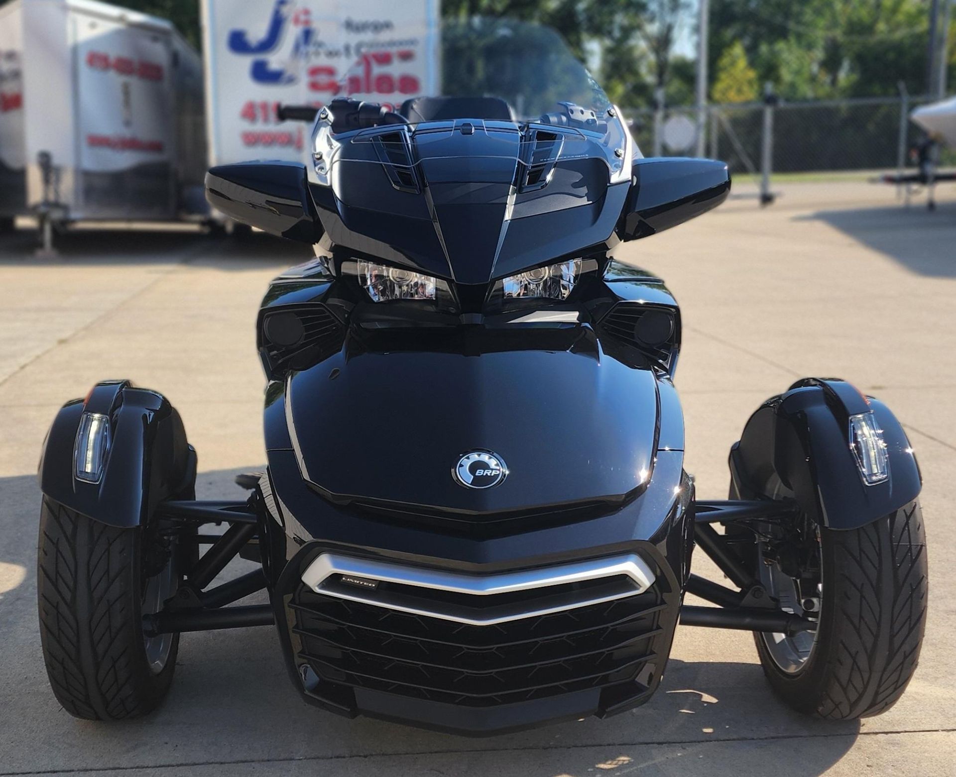 2023 Can-Am Spyder F3 Limited in Huron, Ohio - Photo 3