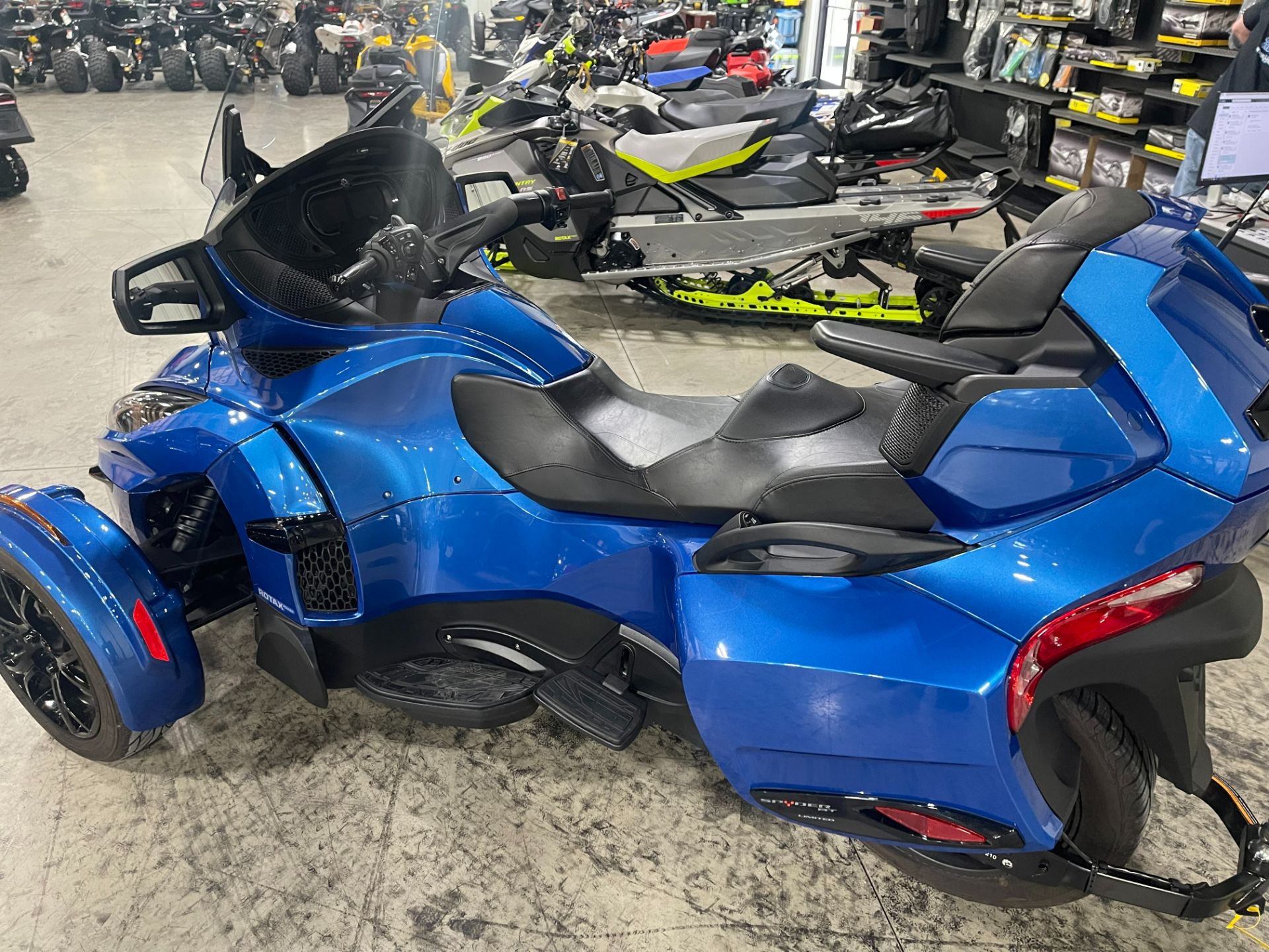 2019 Can-Am Spyder RT Limited in Huron, Ohio - Photo 3