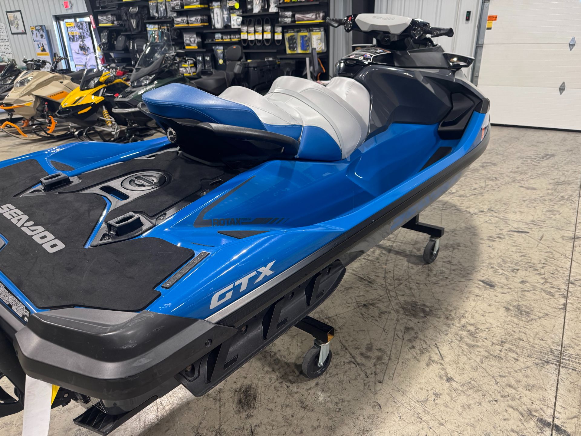 2020 Sea-Doo GTX 230 iBR in Huron, Ohio - Photo 4