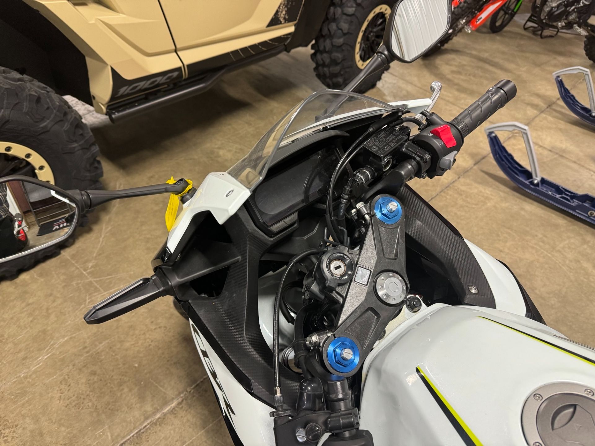 2021 Honda CBR500R ABS in Huron, Ohio - Photo 8