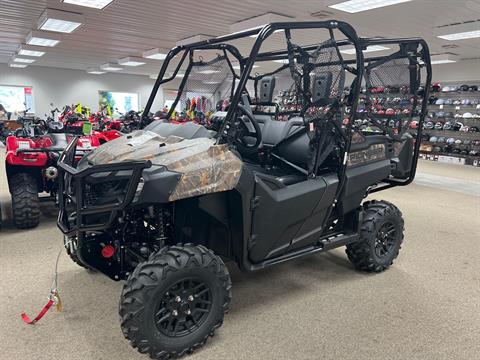 2025 Honda SXS700M4F  FOREST w/WINCH & X-LG FRT BUMPER in Herculaneum, Missouri