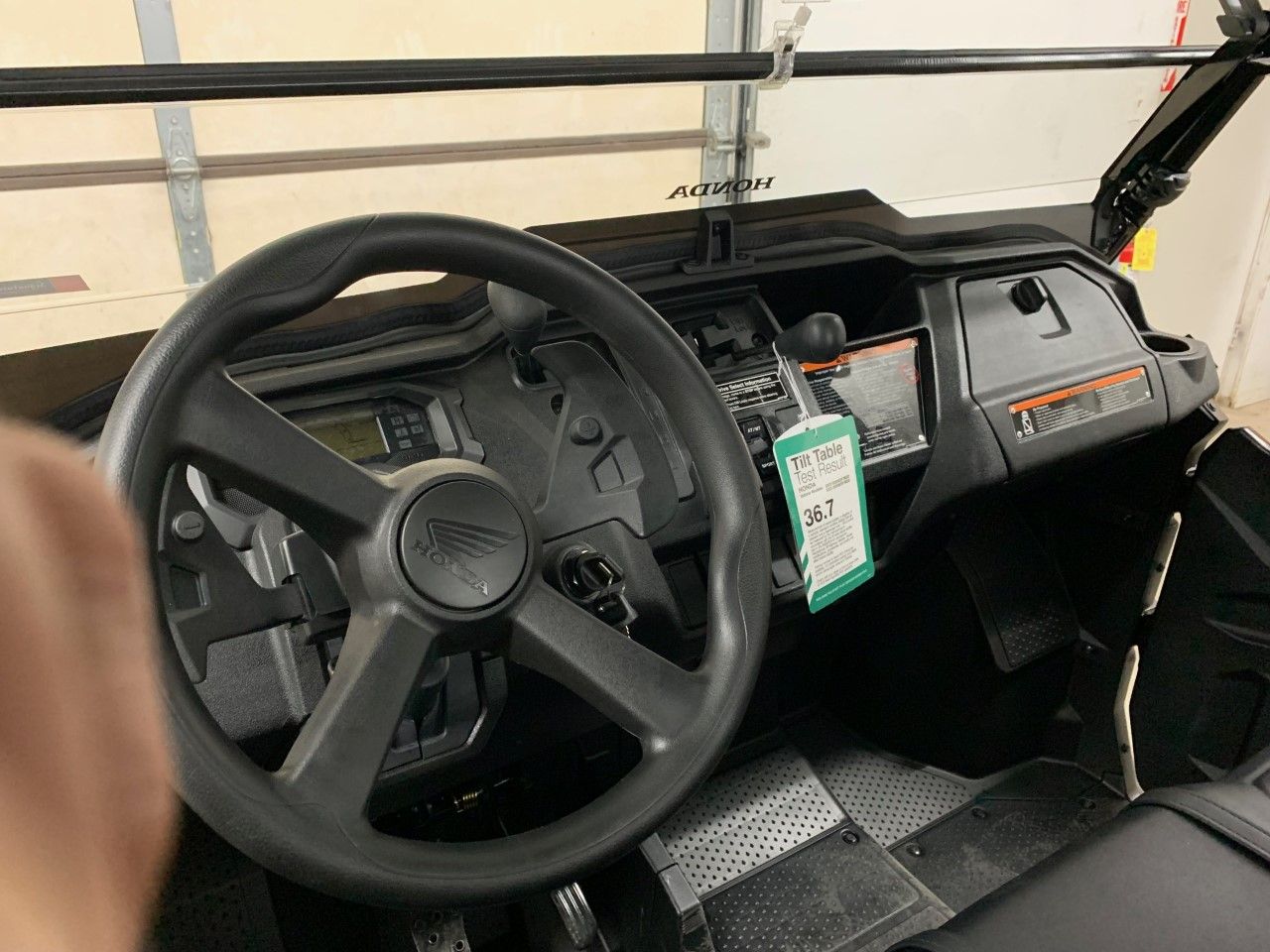2023 Honda SXS10M3P w/Power Steering & Tilt Wheel in Herculaneum, Missouri - Photo 7