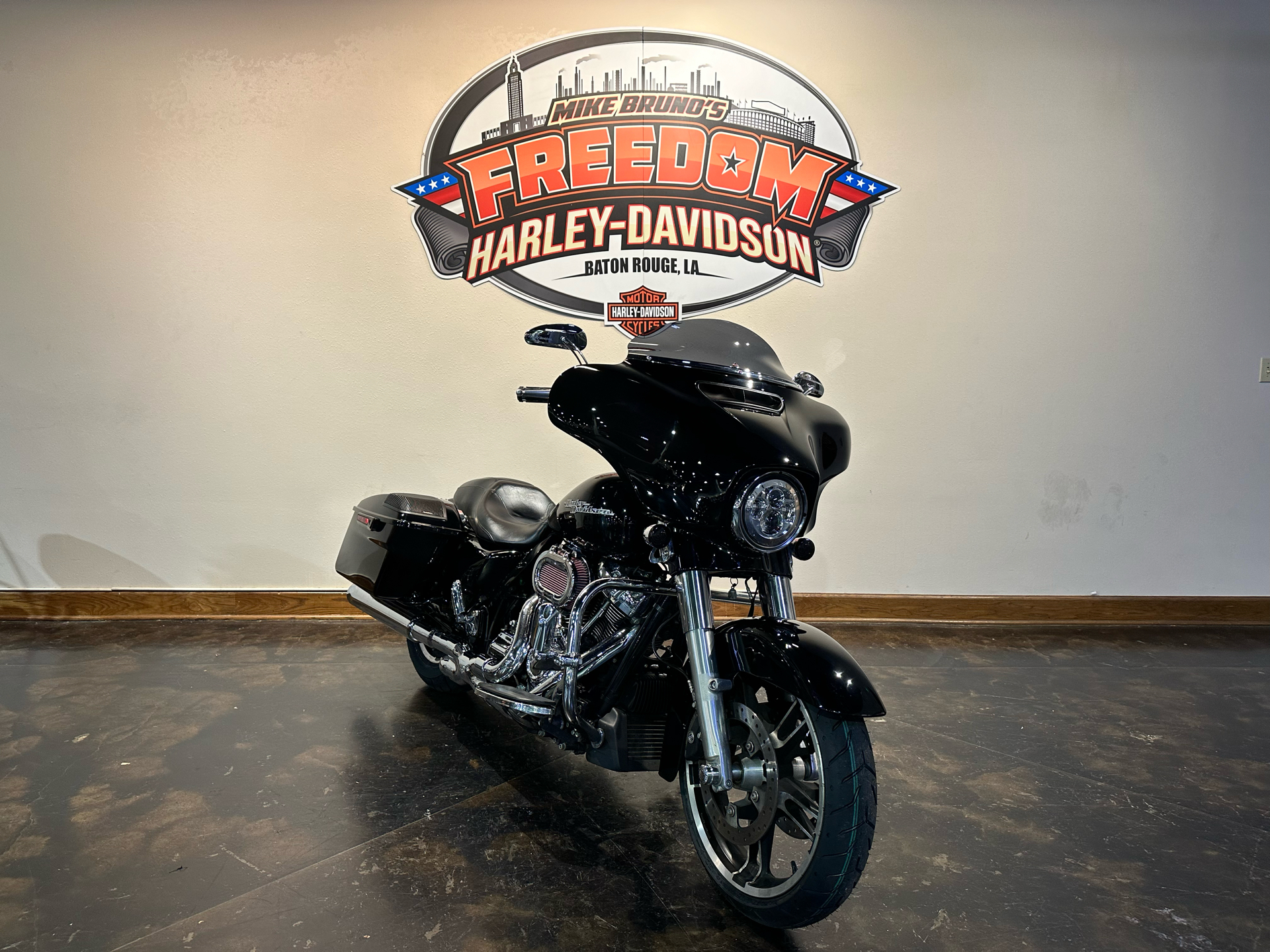 2017 Harley-Davidson Street Glide® Special in Baton Rouge, Louisiana - Photo 5