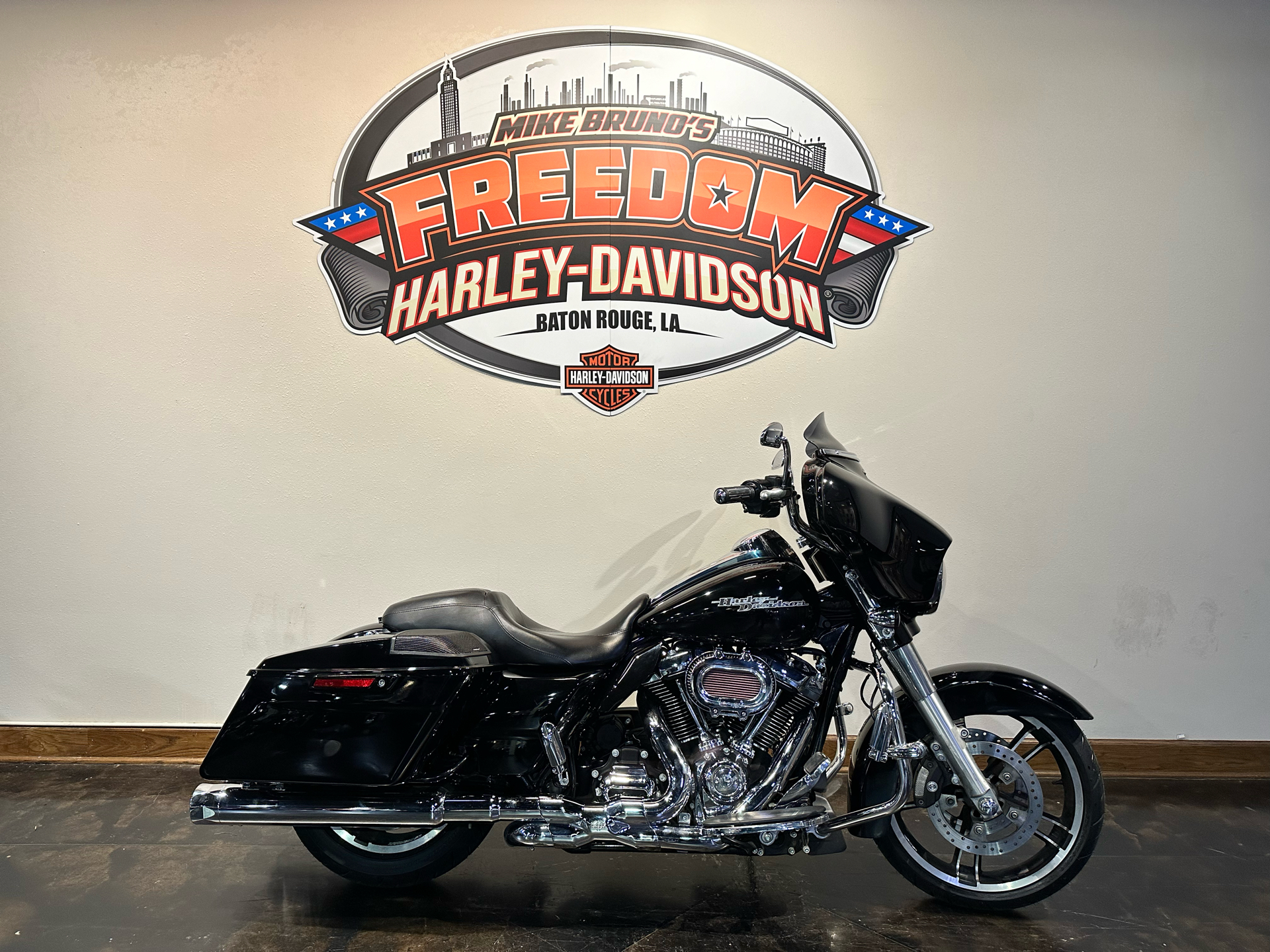 2017 Harley-Davidson Street Glide® Special in Baton Rouge, Louisiana - Photo 1