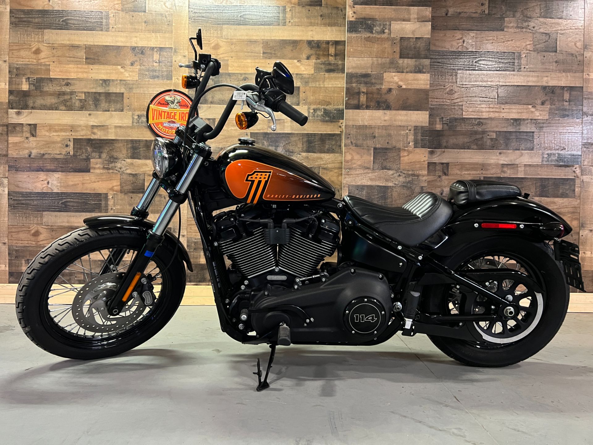 2021 Harley-Davidson Street Bob® 114 in Westfield, Massachusetts - Photo 3