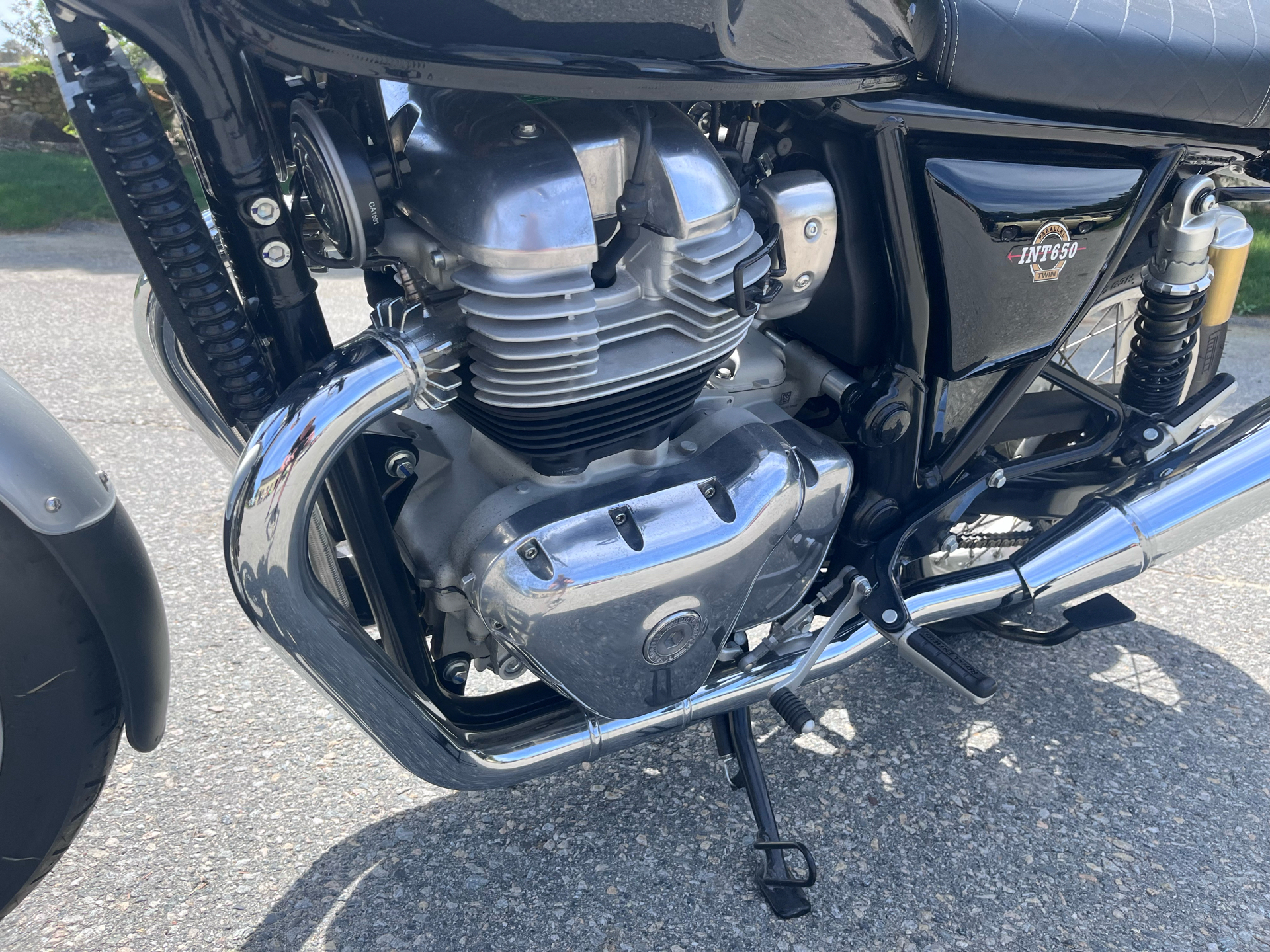 2020 Royal Enfield INT650 in Plymouth, Massachusetts - Photo 5