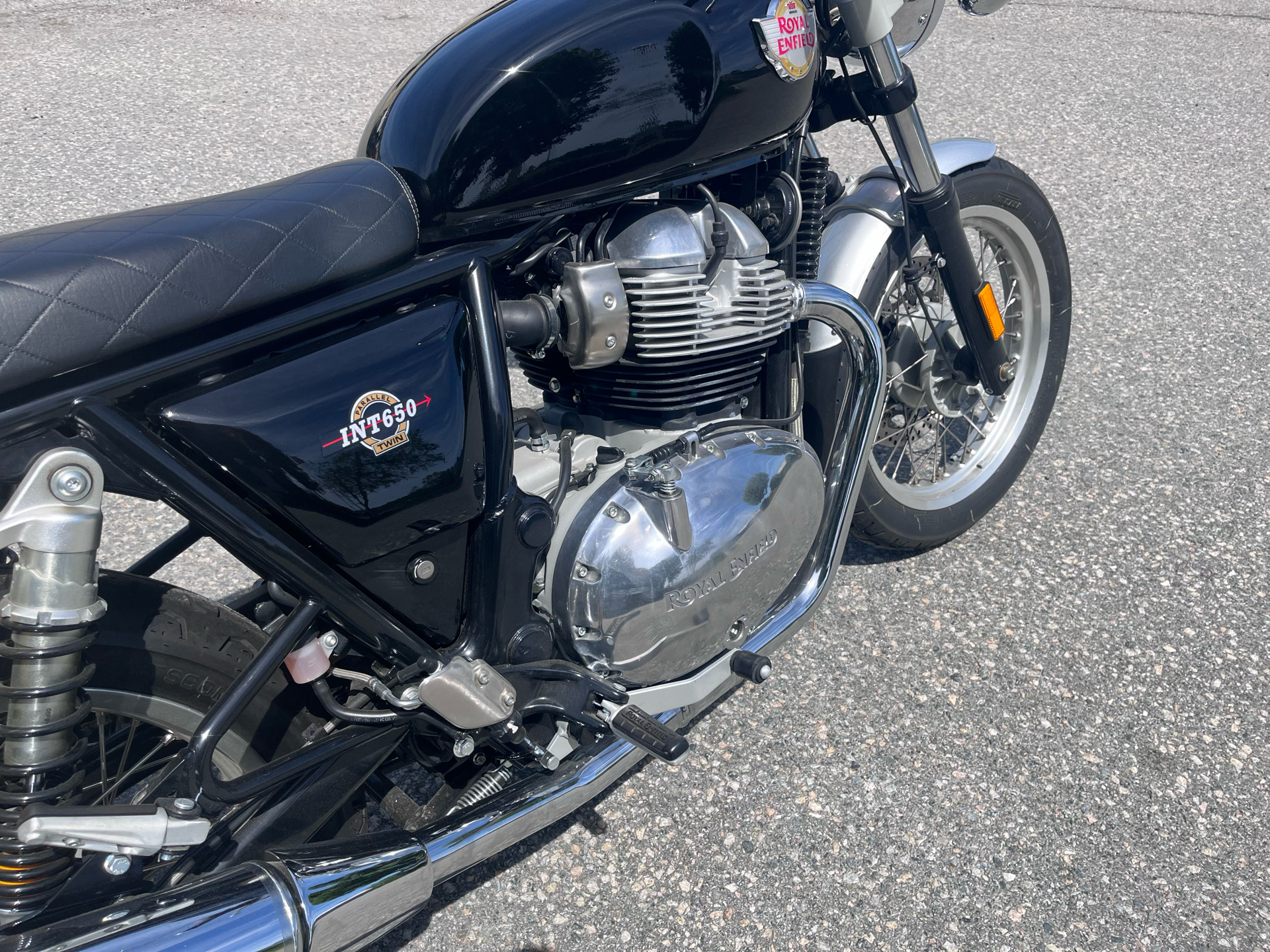 2020 Royal Enfield INT650 in Plymouth, Massachusetts - Photo 6