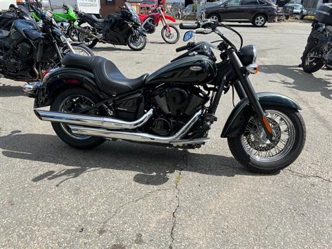 2017 Kawasaki Vulcan 900 Classic in Plymouth, Massachusetts - Photo 1