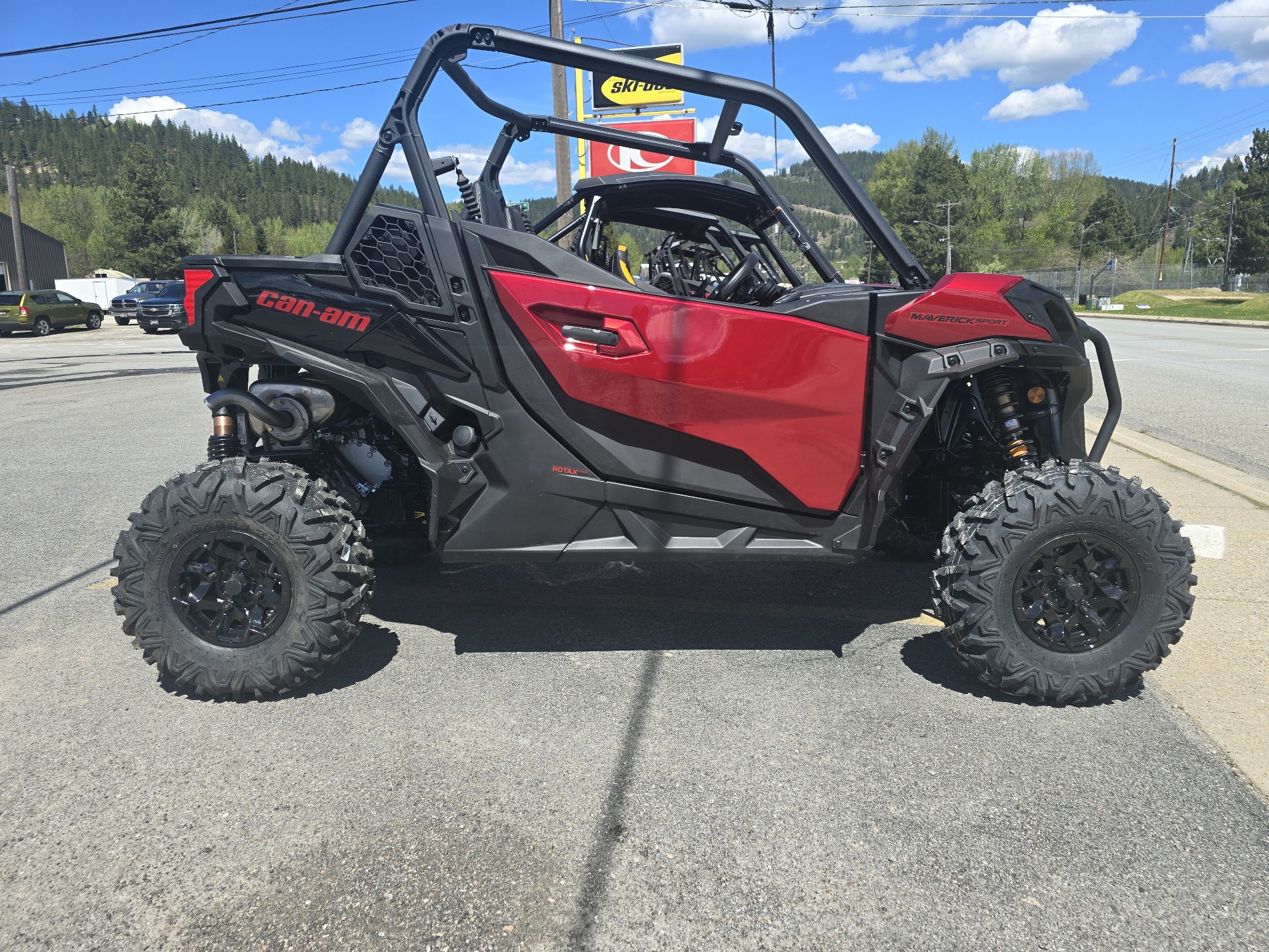 2024 Can-Am Maverick Sport DPS in Pinehurst, Idaho - Photo 1